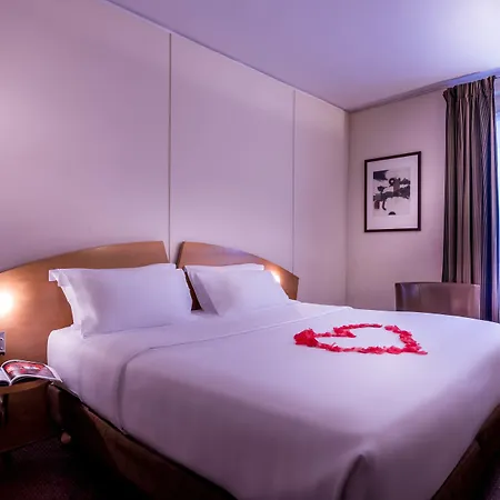 Le Pergolèse Champs Elysées Hotel 4*