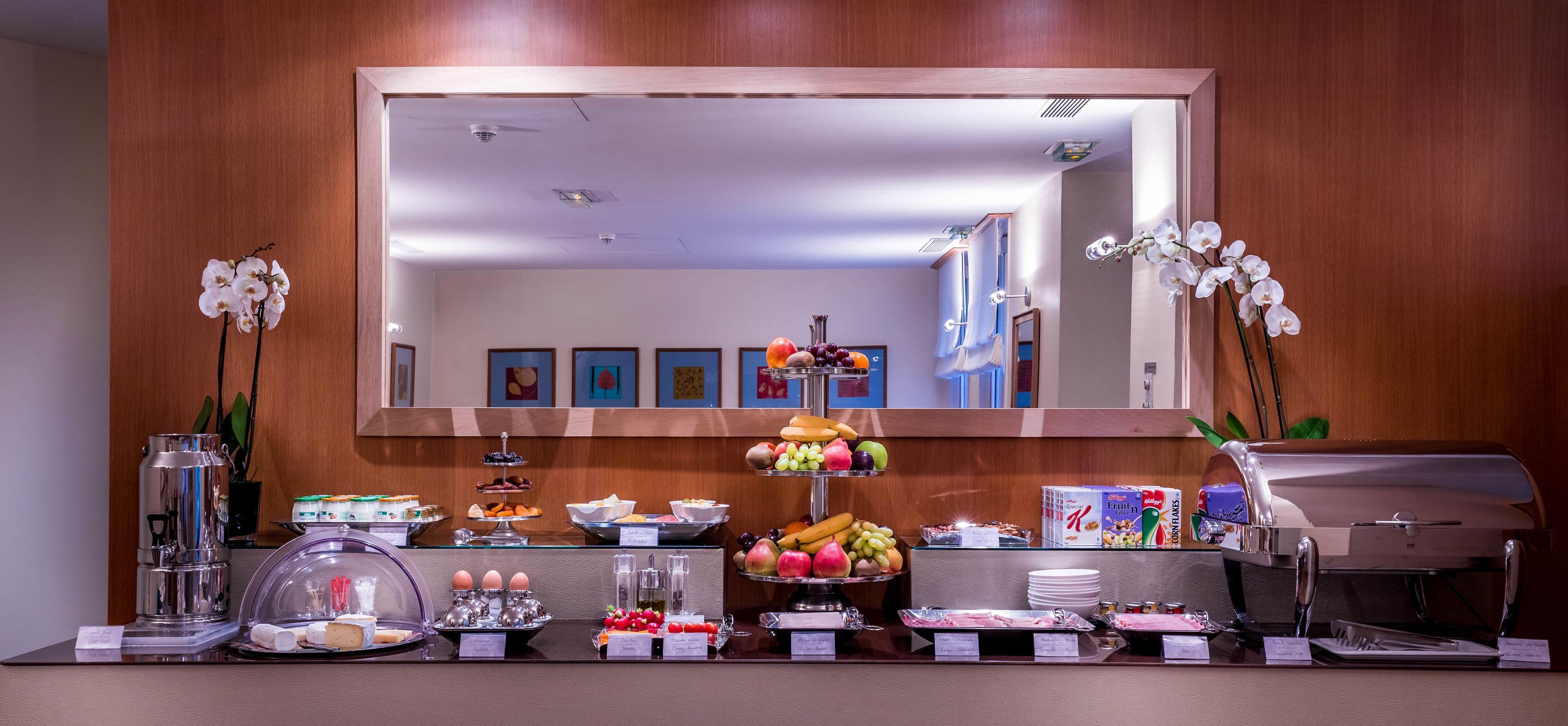 Le Pergolese Champs Elysees