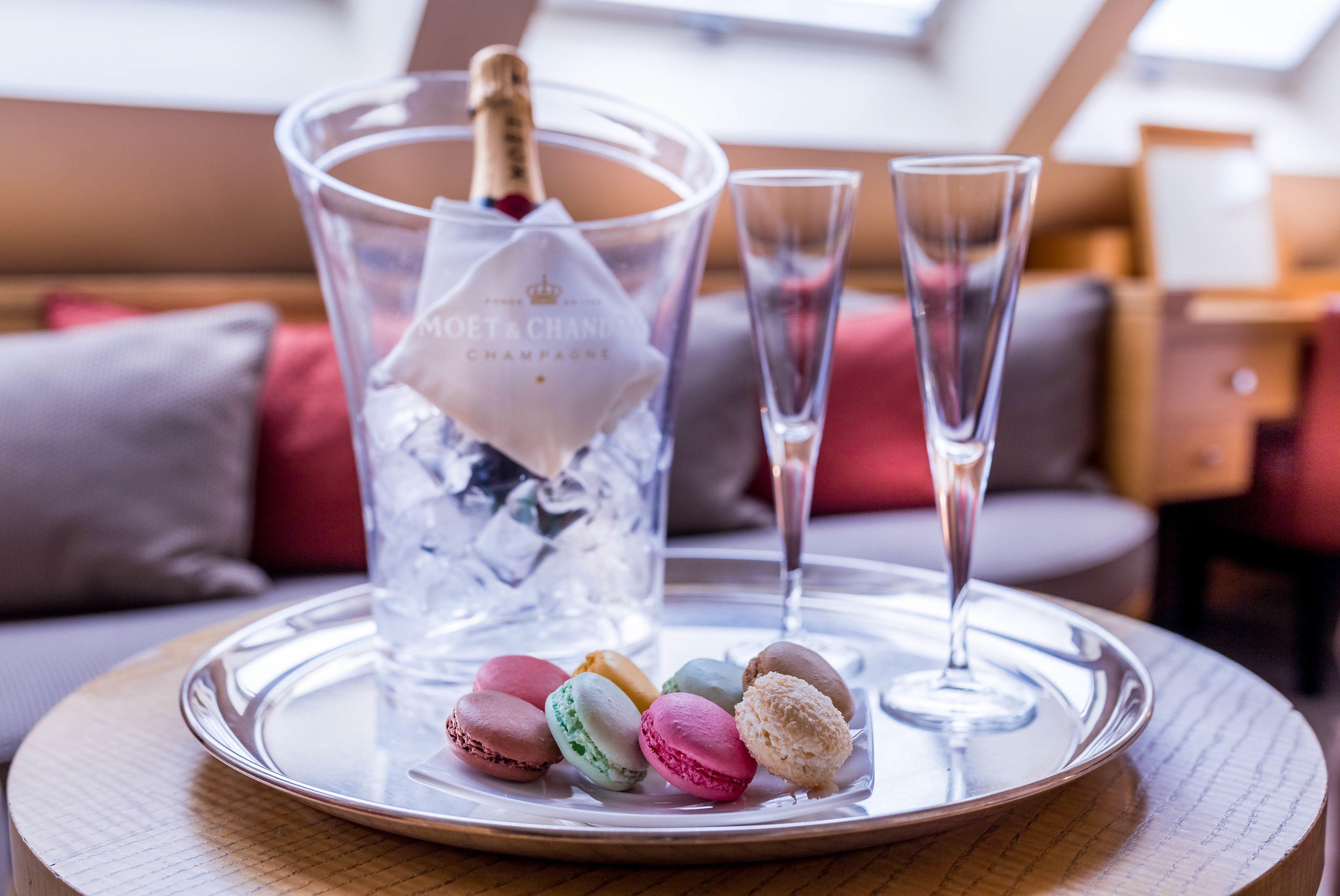 Hotel Le Pergolese Champs Elysees Paris