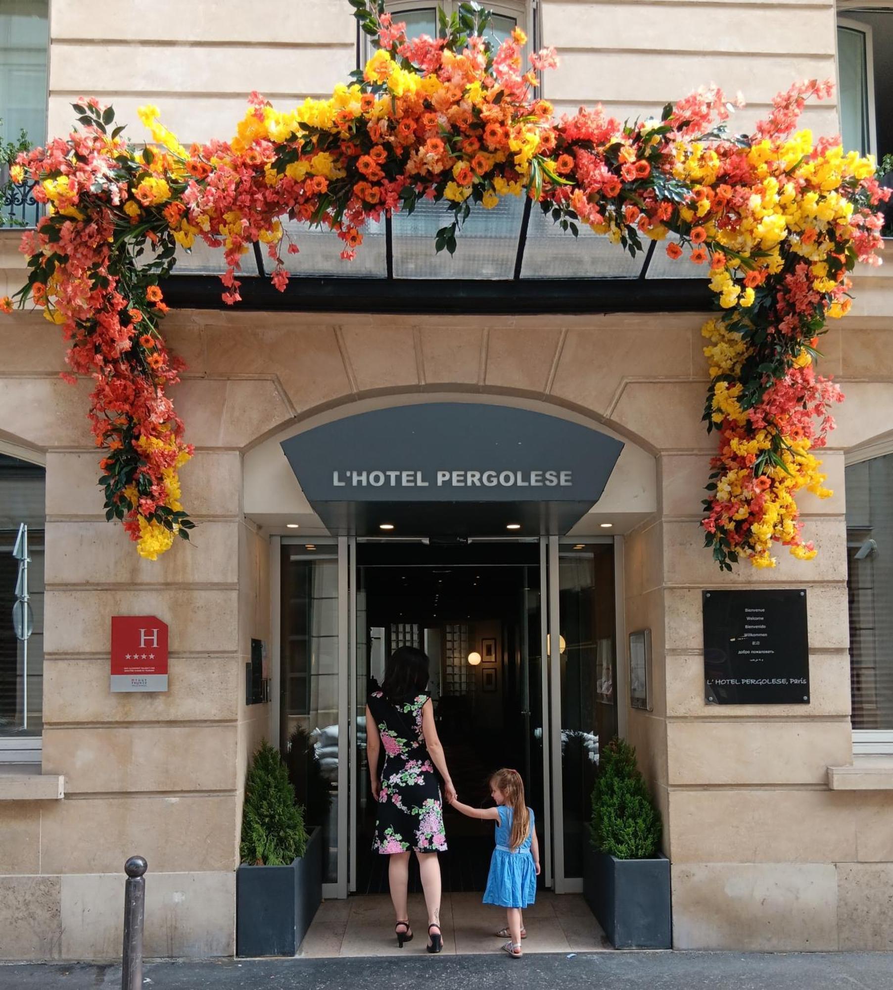 Hotel Le Pergolese Champs Elysees Paris