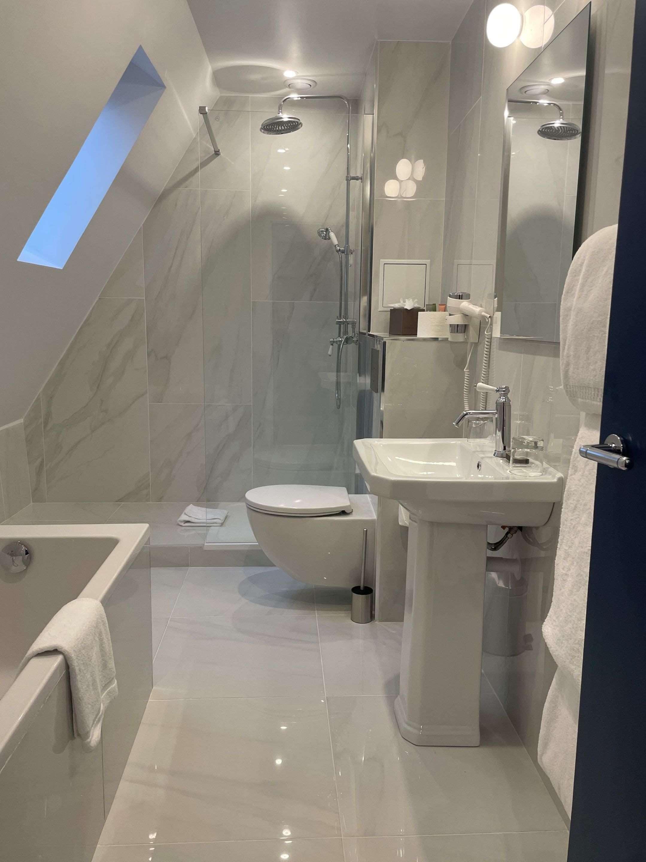 Le Pergolese Champs Elysees 4*