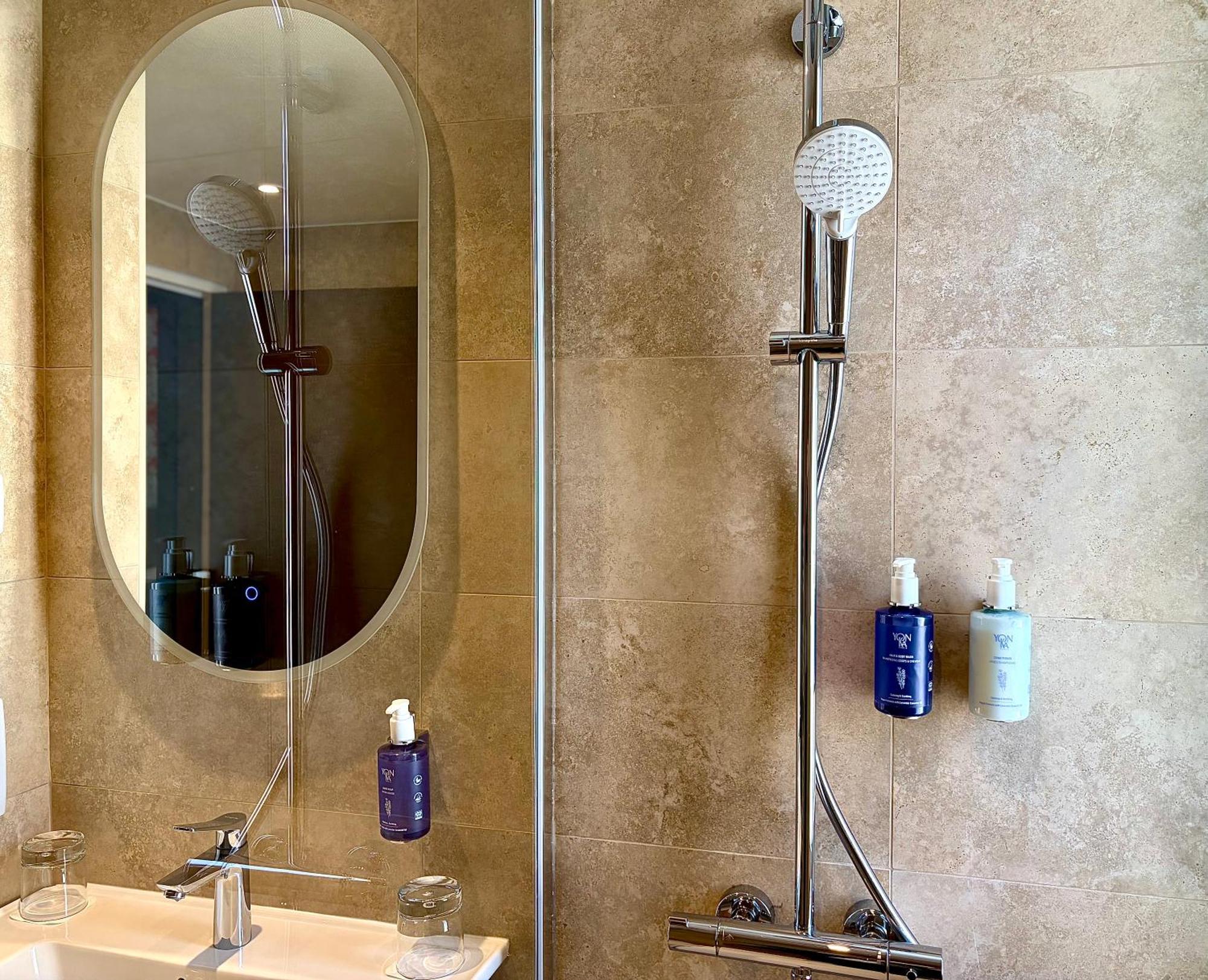 Le Pergolese Champs Elysees Hotel 4*