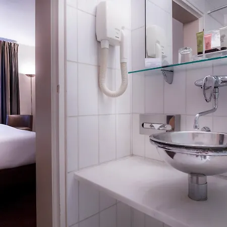 Le Pergolese Champs Elysees Hotel